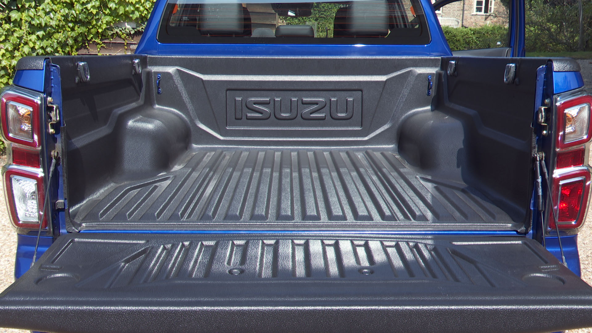 ISUZU D-MAX DIESEL 1.9 Utility Double Cab 4x4 Auto